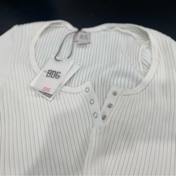 NWT BDG White Ribbed Crop Top Sz Large - Picture 7 of 7